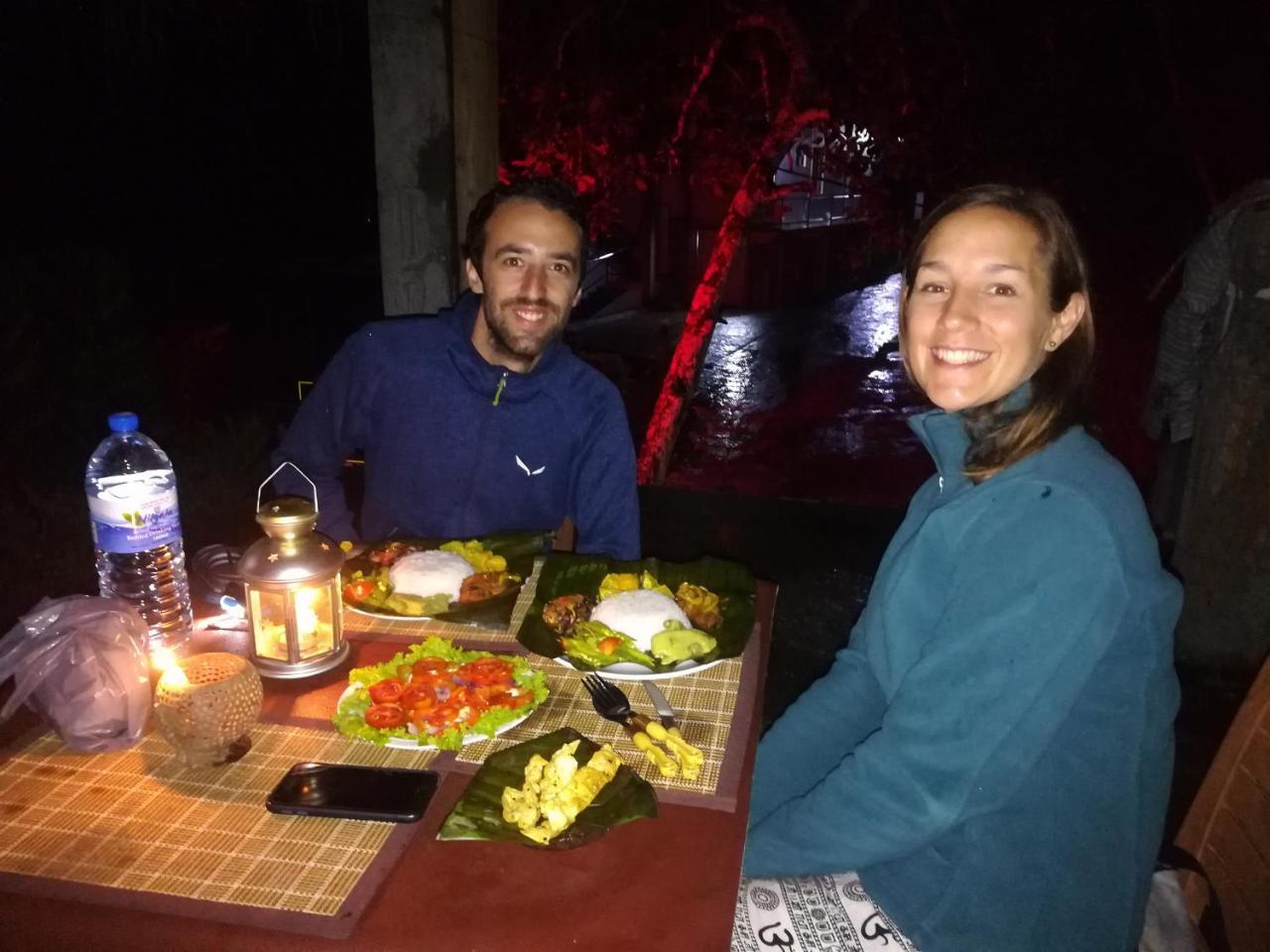 Mc Queen Homestay Ella Esterno foto