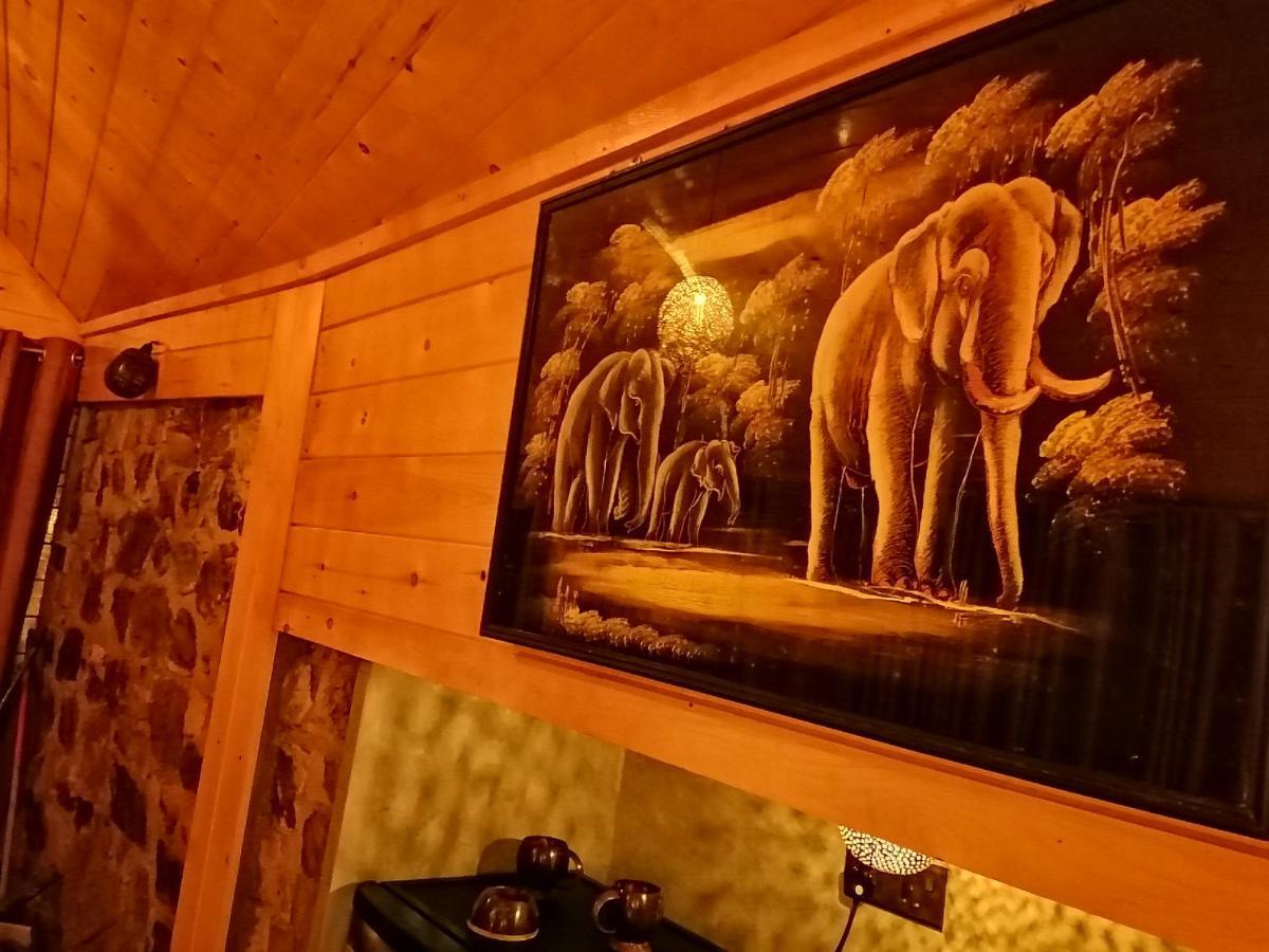 Mc Queen Homestay Ella Esterno foto
